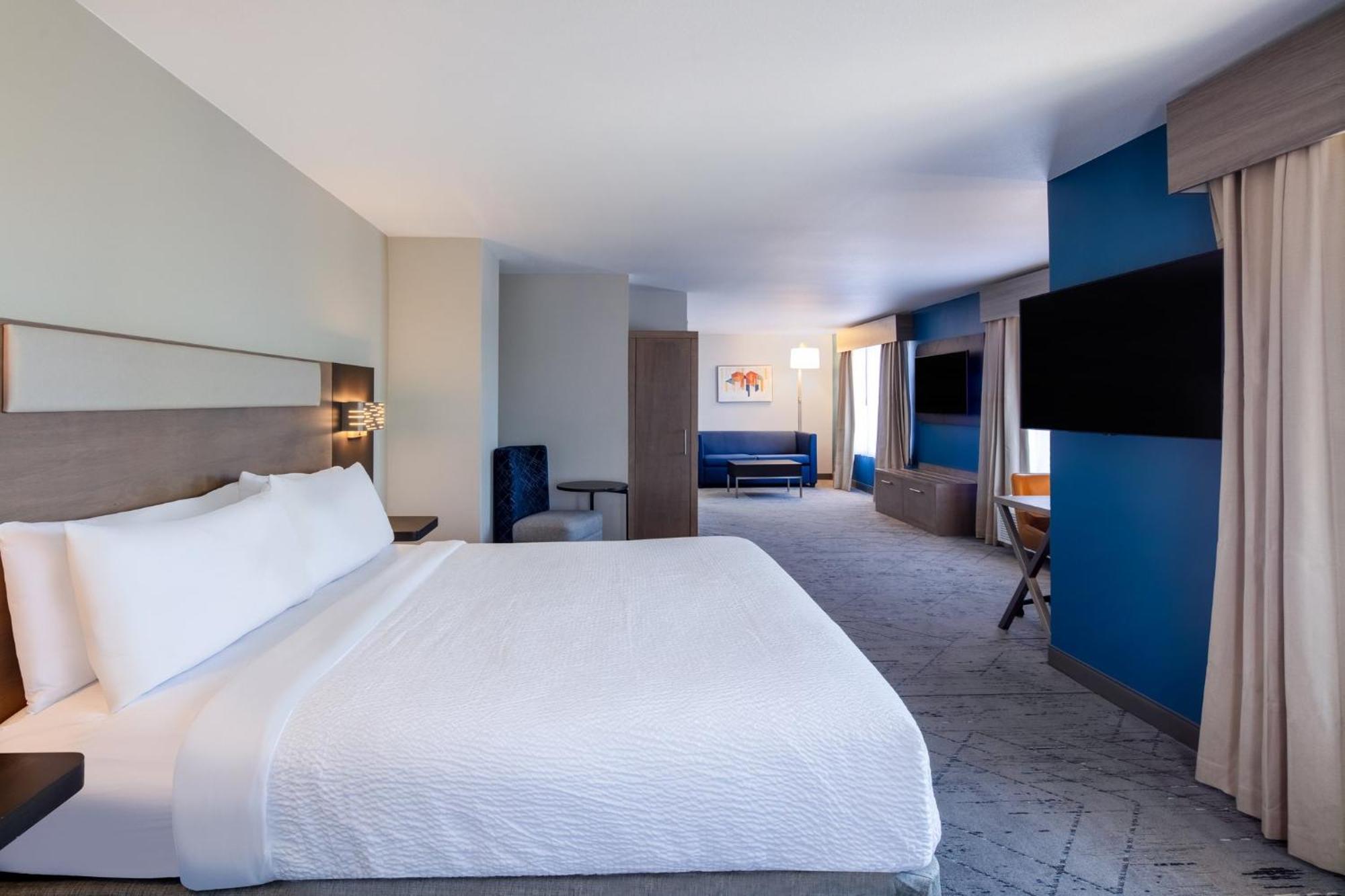 Holiday Inn Express Turlock By Ihg Εξωτερικό φωτογραφία