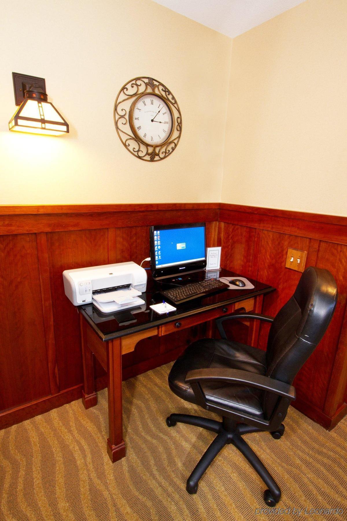 Holiday Inn Express Turlock By Ihg Εξωτερικό φωτογραφία