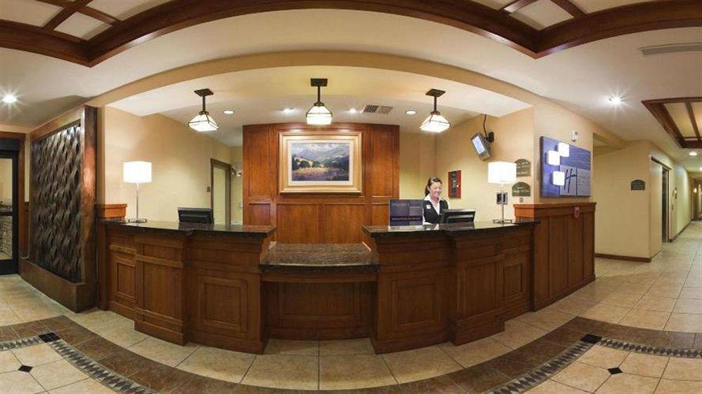 Holiday Inn Express Turlock By Ihg Εξωτερικό φωτογραφία